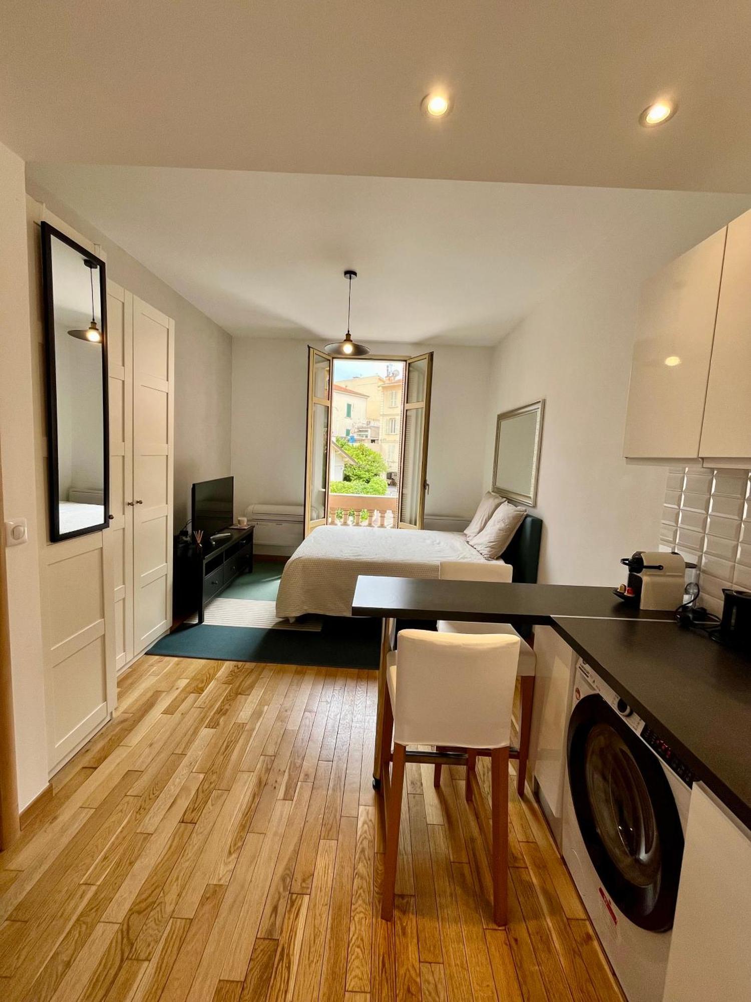 Charming Apartment 2 Min Walk From Monaco And Railway Station Beausoleil Esterno foto